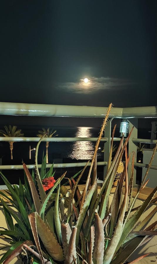 Apartamento Playa Del Faro การ์รูคา ภายนอก รูปภาพ