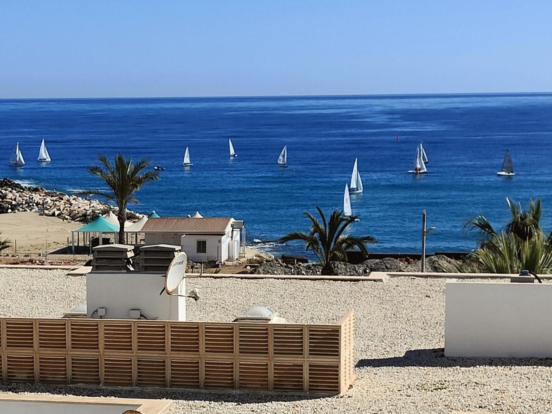Apartamento Playa Del Faro การ์รูคา ภายนอก รูปภาพ